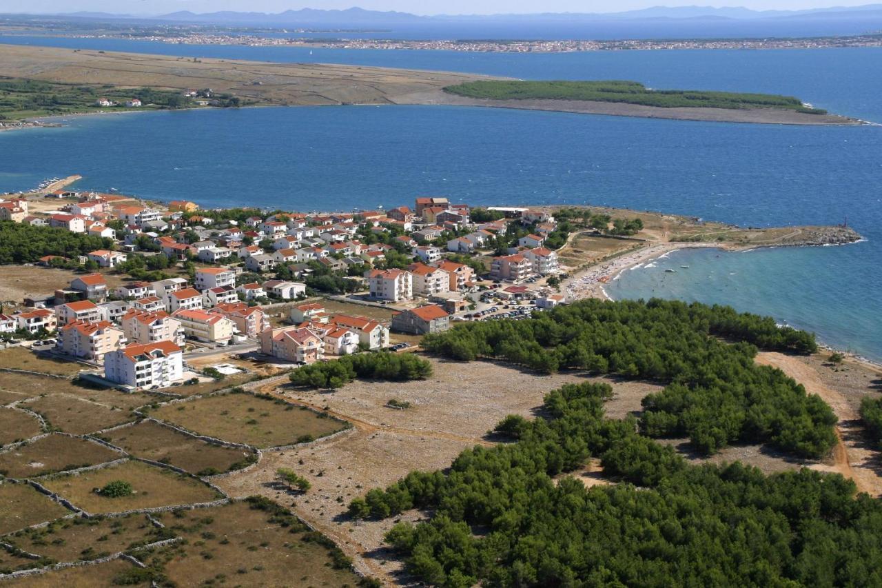 Family Friendly Apartments With A Swimming Pool Povljana, Pag - 244 Buitenkant foto