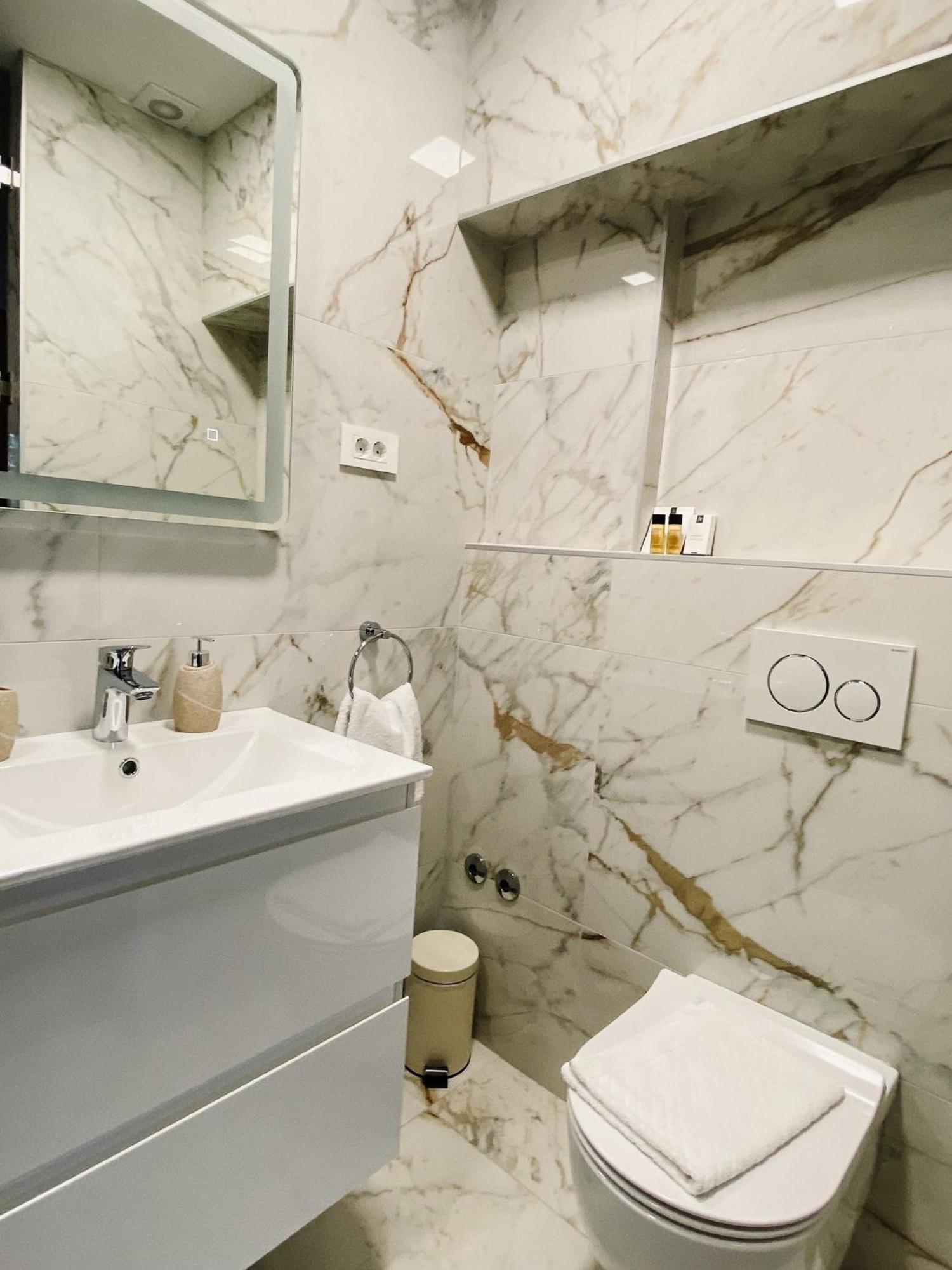 Family Friendly Apartments With A Swimming Pool Povljana, Pag - 244 Kamer foto