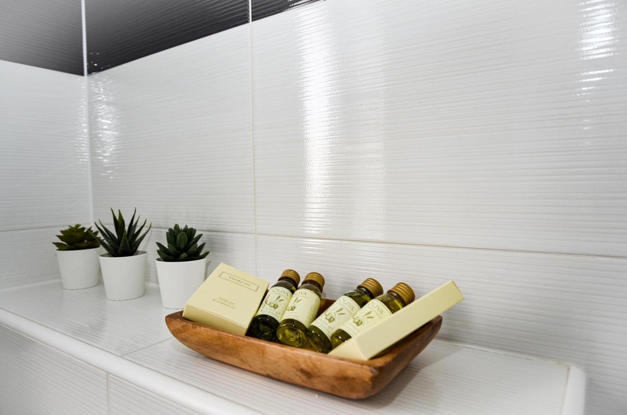 Family Friendly Apartments With A Swimming Pool Povljana, Pag - 244 Kamer foto