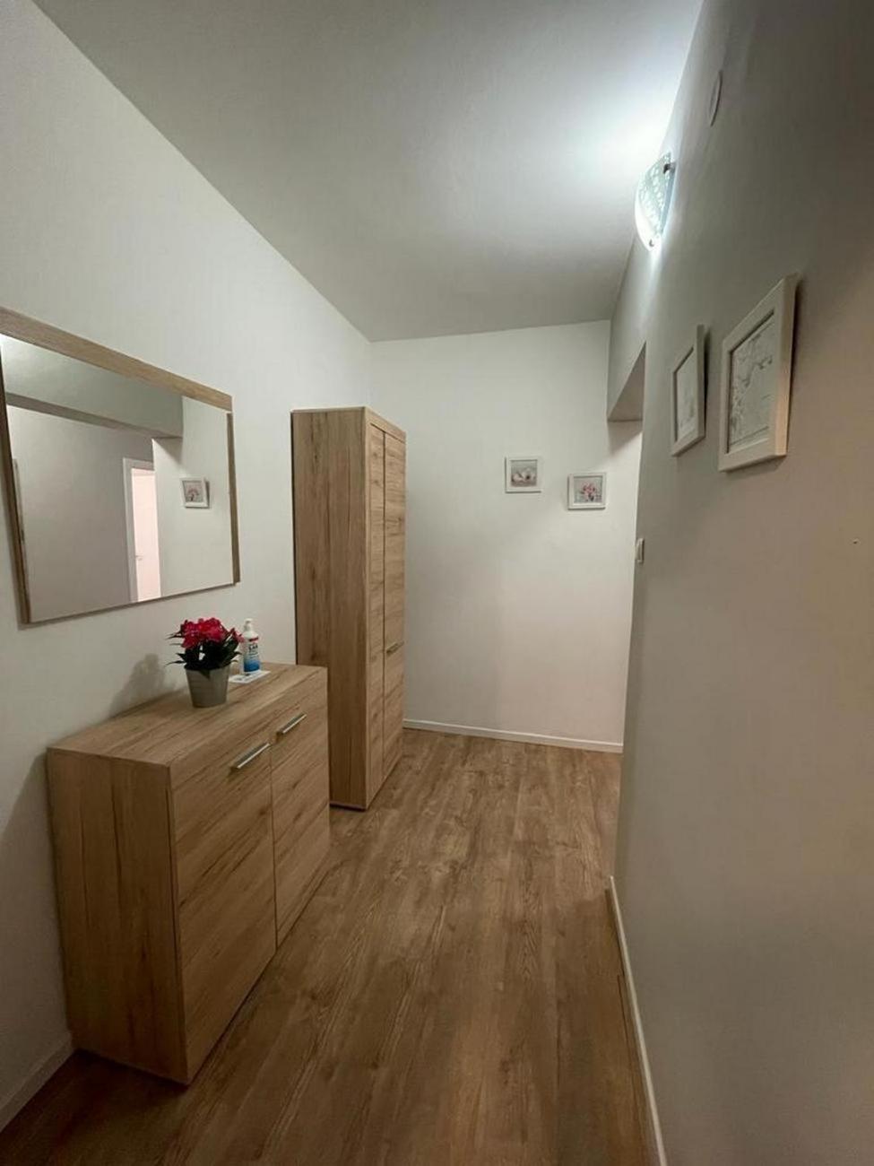 Family Friendly Apartments With A Swimming Pool Povljana, Pag - 244 Buitenkant foto